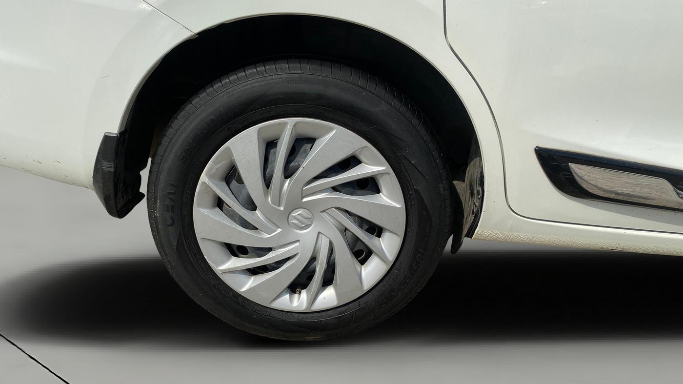 2023 Maruti Ertiga   VXI (O) CNG, CNG, Manual, 1,40,138 km, Right Rear Wheel