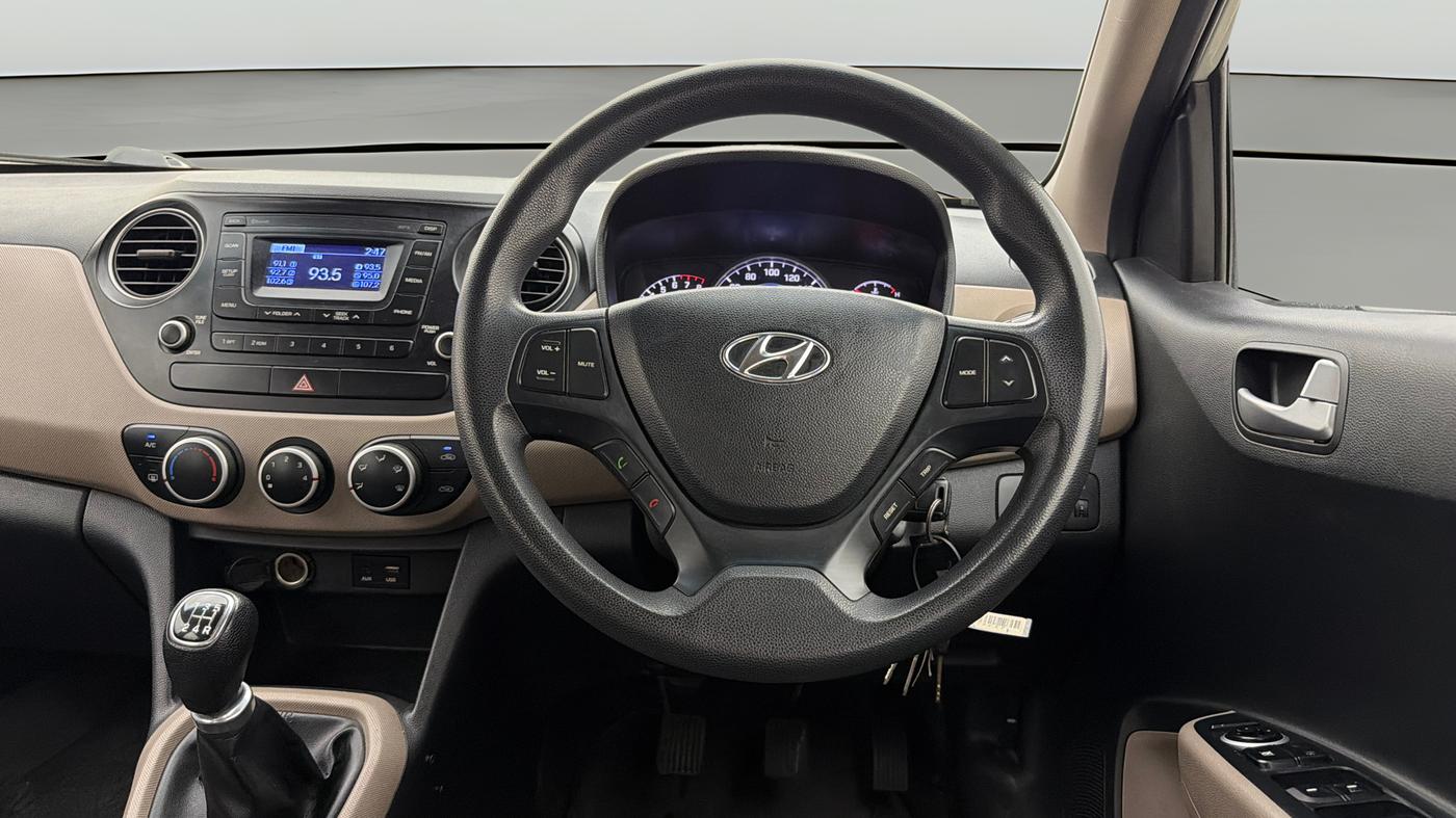 2016 Hyundai Grand i10 SPORTZ 1.2 KAPPA VTVT, Petrol, Manual, 51,598 km, Steering Wheel Close Up