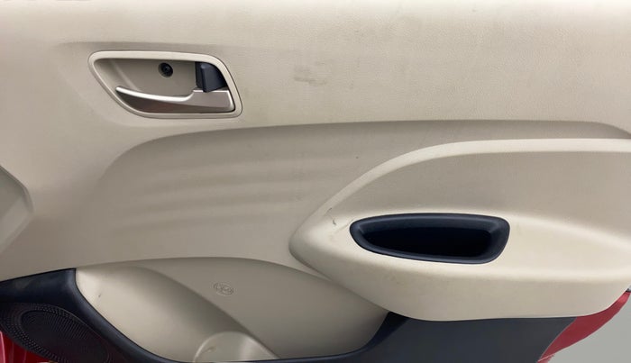 2022 Hyundai NEW SANTRO SPORTZ AMT, Petrol, Automatic, 14,874 km, Driver Side Door Panels Control