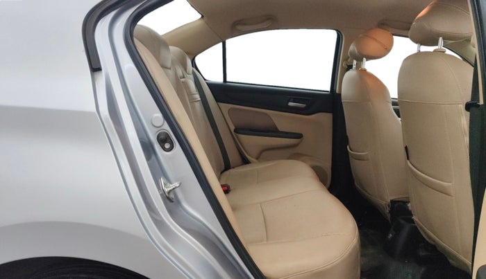 2021 Honda Amaze 1.2L I-VTEC VX CVT, Petrol, Automatic, 52,473 km, Right Side Rear Door Cabin