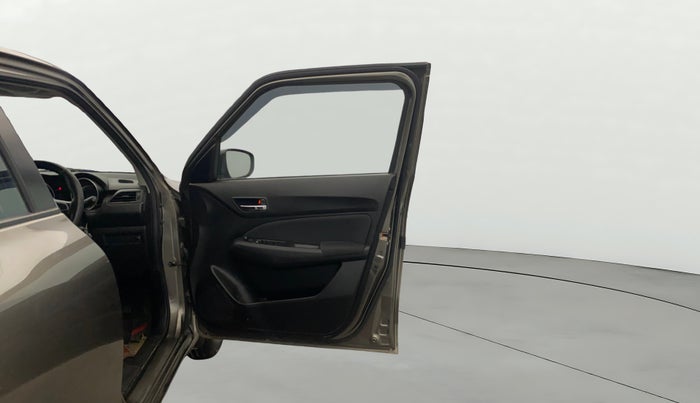 2022 Maruti Swift VXI, Petrol, Manual, 14,155 km, RHS Front Door