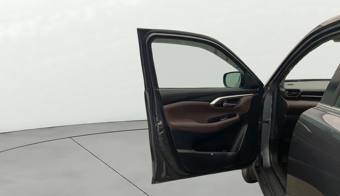 2023 Maruti Grand Vitara ZETA CNG, CNG, Manual, 66,534 km, LHS Front Door