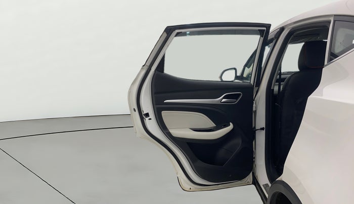 2023 MG ASTOR STYLE 1.5 MT, Petrol, Manual, 30,803 km, LHS Rear Door