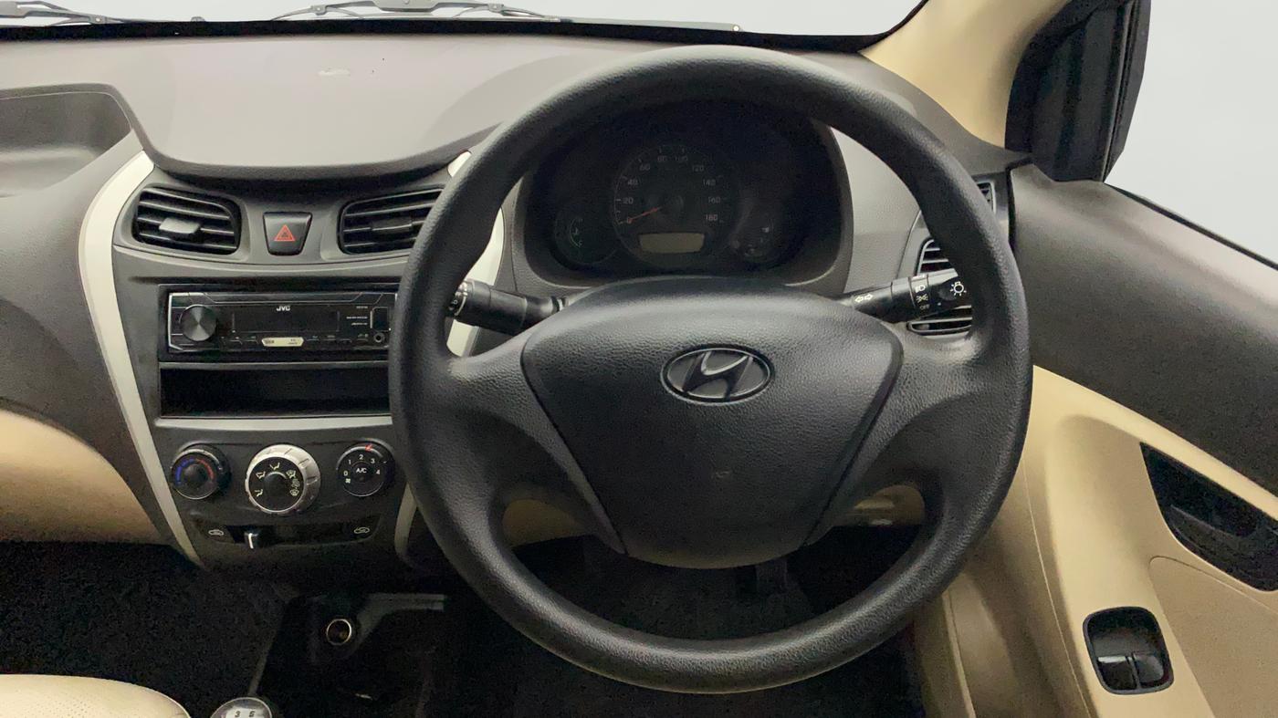 2018 Hyundai Eon ERA +, Petrol, Manual, 28,667 km, Steering Wheel Close Up