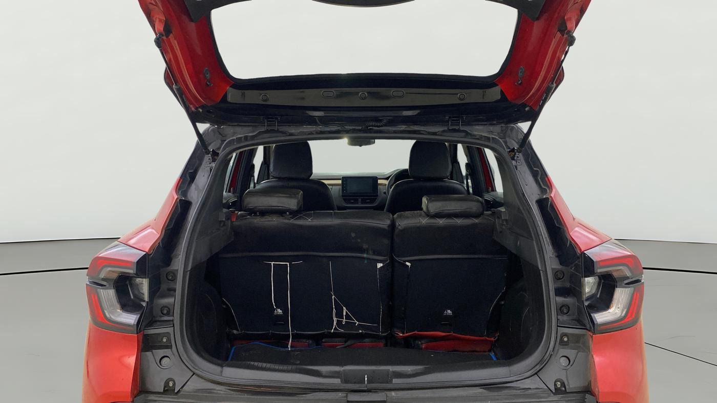 2022 Renault Kiger RXT (O) AMT DUAL TONE, Petrol, Automatic, 44,713 km, Boot Open Zoomed View