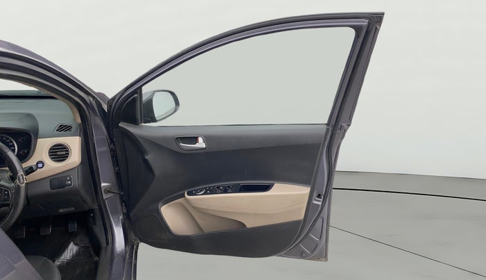 2018 Hyundai Grand i10 ASTA 1.2 KAPPA VTVT, Petrol, Manual, 1,15,563 km, RHS Front Door