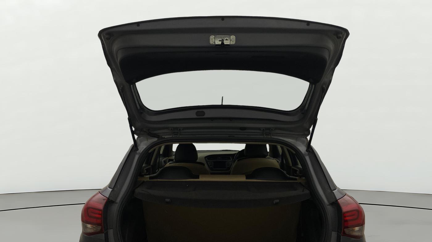 2019 Hyundai Elite i20 SPORTZ PLUS  1.2 CVT, Petrol, Automatic, 71,422 km, Boot Door Open