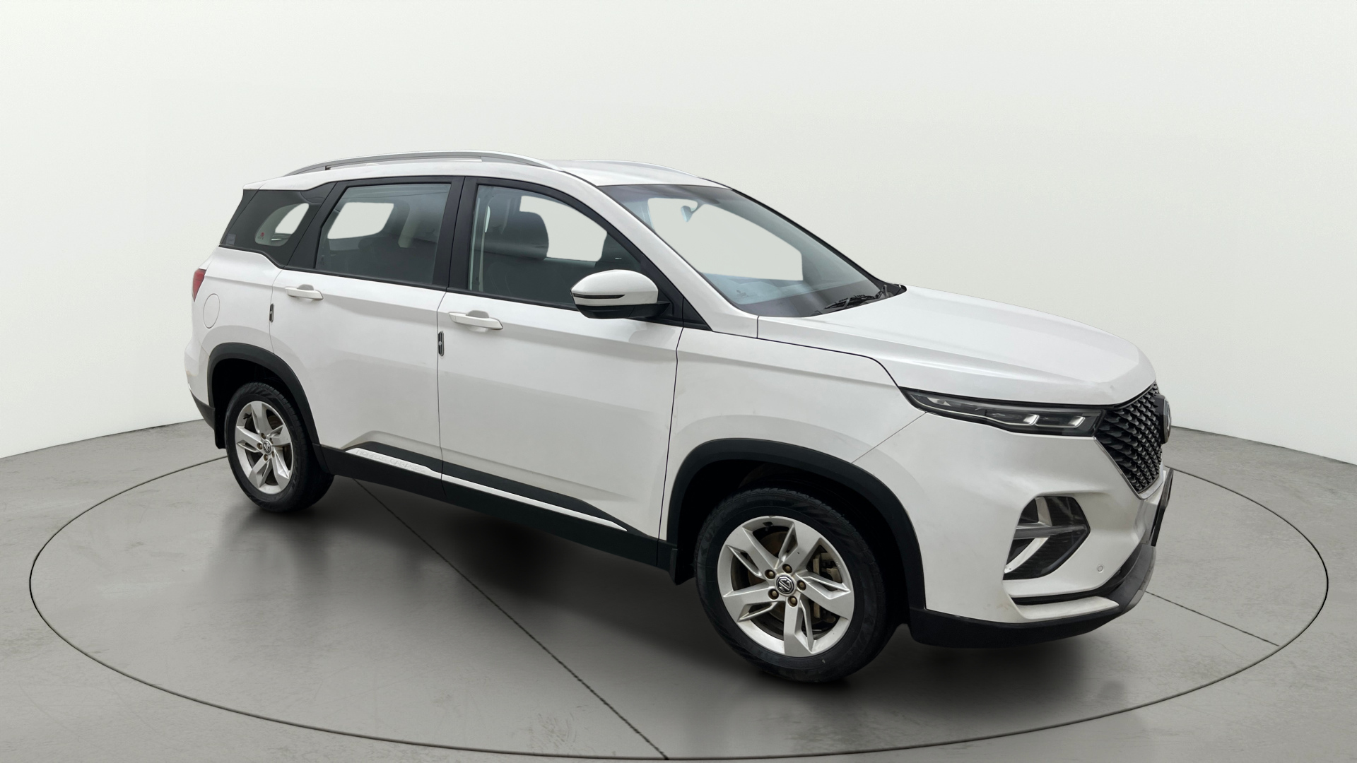 2021 MG Hector Plus 2023-2025 SUPER 2.0 DIESEL TURBO MT 7-STR