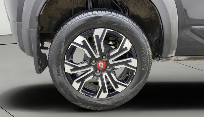 2023 Renault Kiger RXZ TURBO CVT, Petrol, Automatic, 30,767 km, Right Rear Wheel