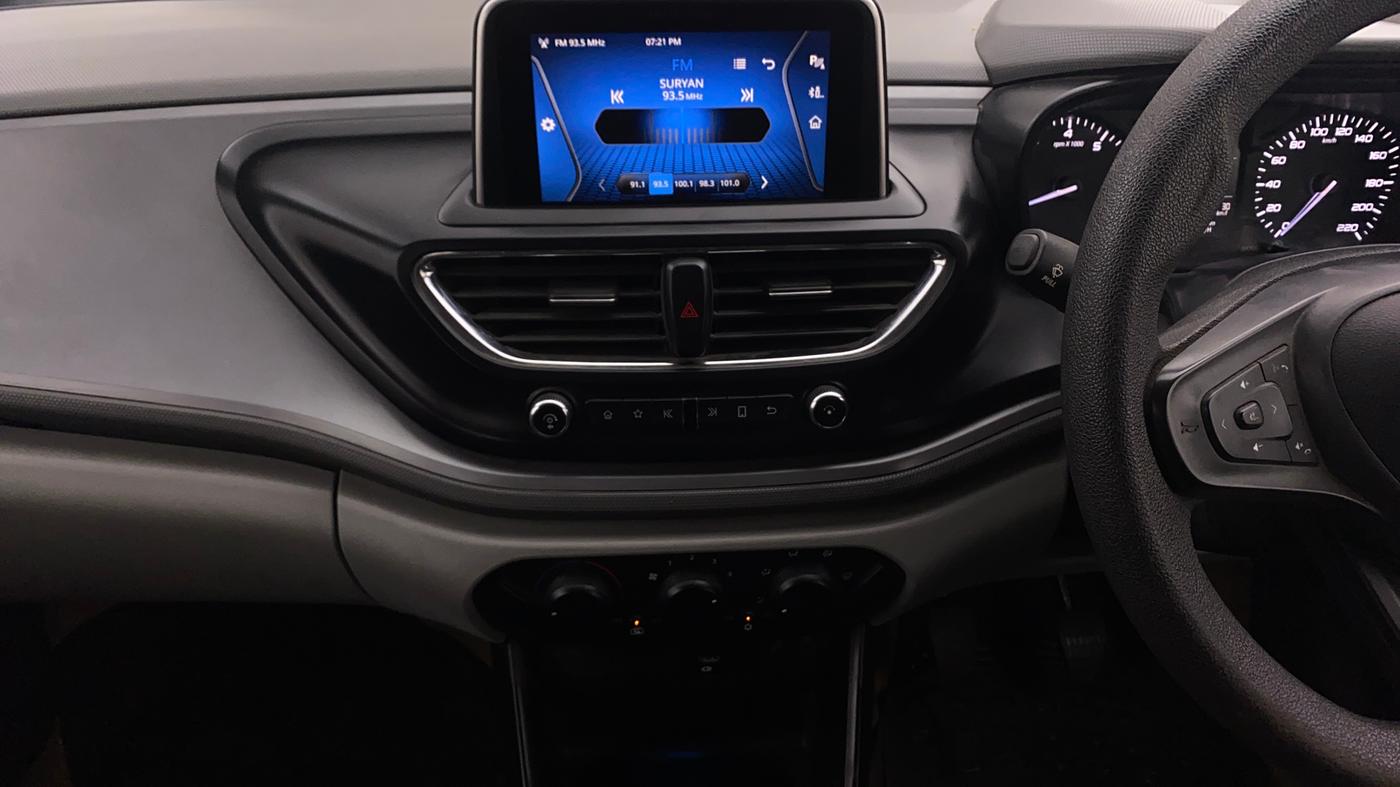 2021 Tata ALTROZ XM PETROL, Petrol, Manual, 47,702 km, Air Conditioner