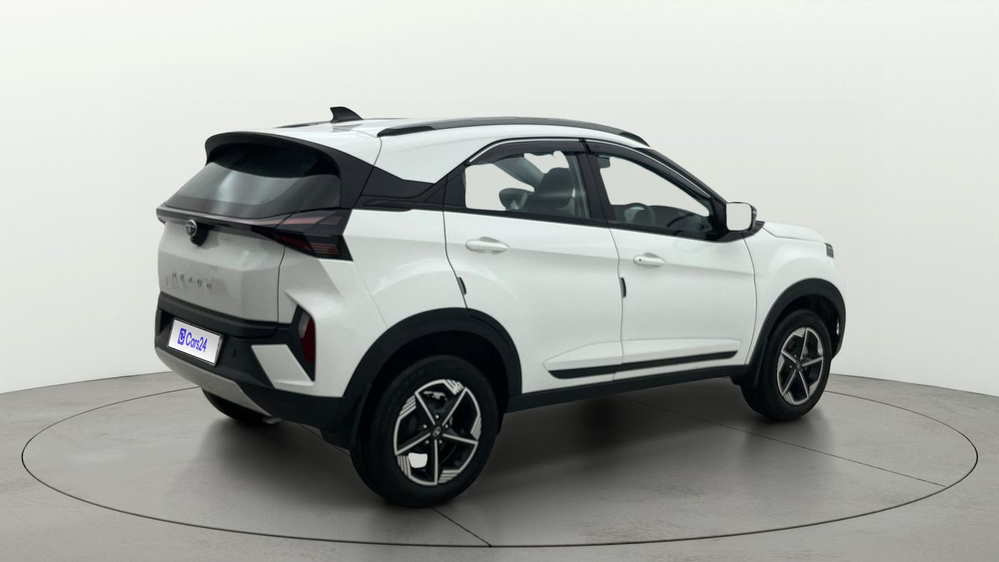 2025 Tata NEXON CREATIVE PLUS 1.2 REVOTRON 7 DCA, Petrol, Automatic, 7,784 km, Right Back Diagonal
