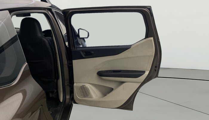 2022 Renault TRIBER RXT, Petrol, Manual, 48,648 km, RHS Rear Door