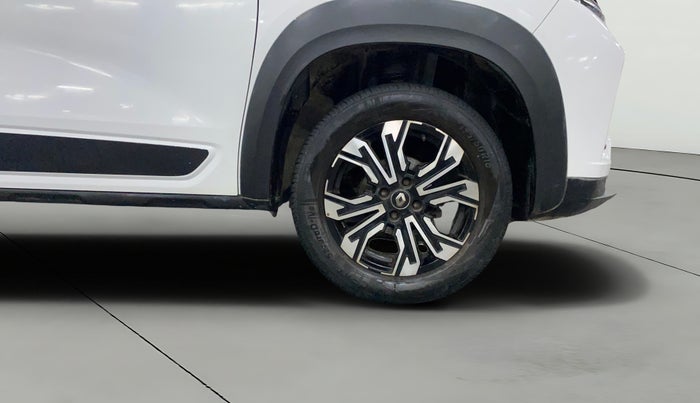 2021 Renault Kiger RXT (O) MT, Petrol, Manual, 35,480 km, Right Front Wheel