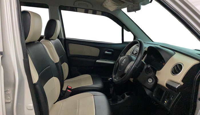 2018 Maruti Wagon R 1.0 LXI CNG, CNG, Manual, 65,197 km, Right Side Front Door Cabin