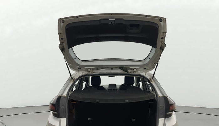 2021 Tata ALTROZ XT PETROL, Petrol, Manual, 52,639 km, Boot Door Open