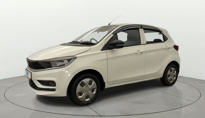 2023 Tata Tiago XT (O) PETROL, Petrol, Manual, 34,833 km, Left Front Diagonal