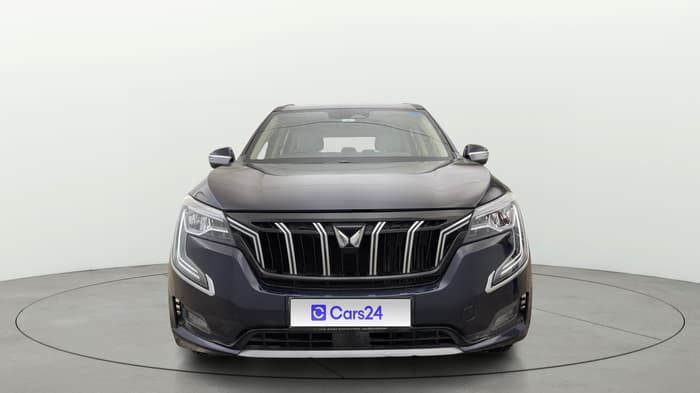 2022 Mahindra XUV700 AX 7 P AT 7 STR, Petrol, Automatic, 12,345 km, Front