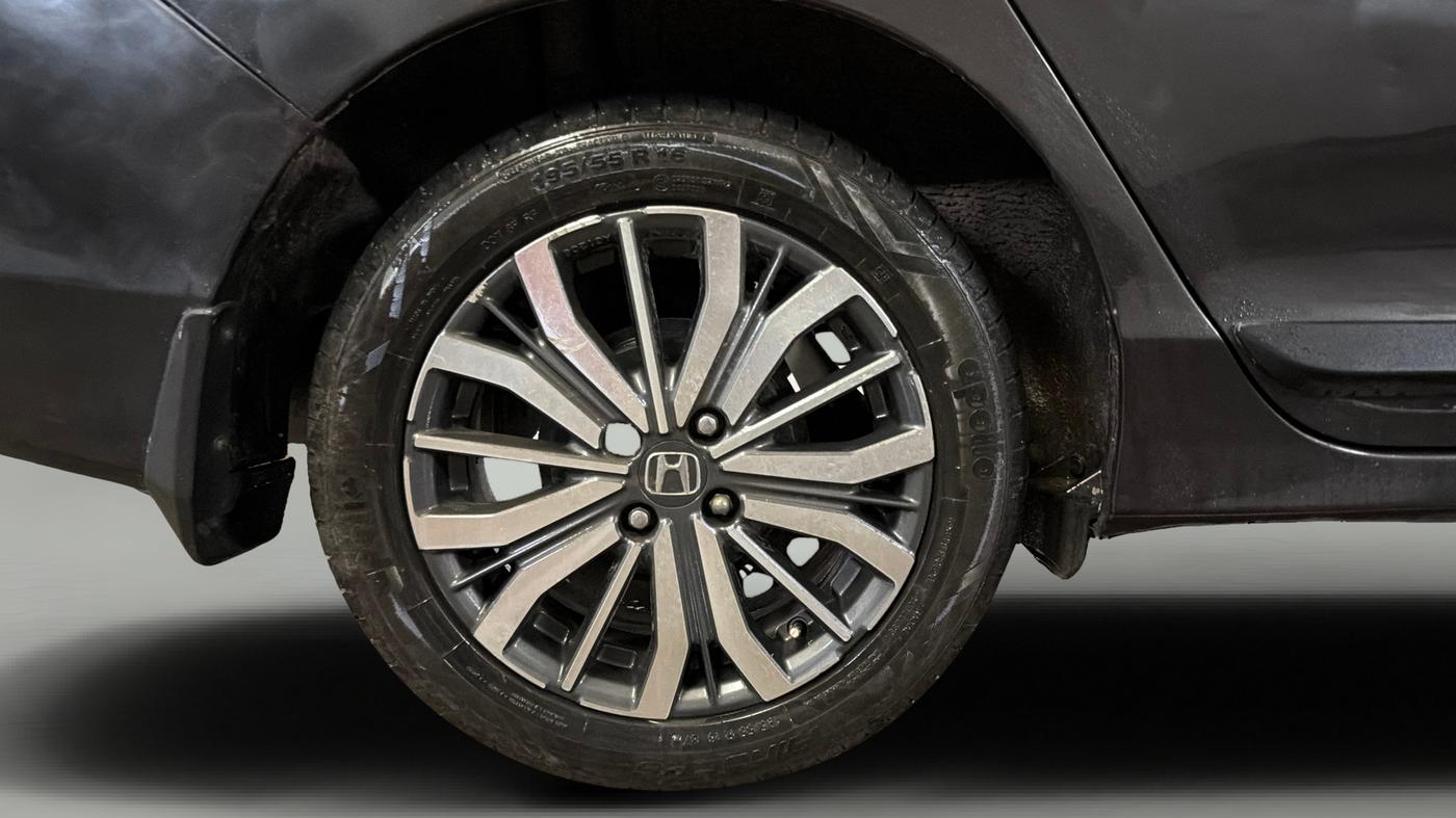 2015 Honda City 1.5L I-VTEC VX CVT, Petrol, Automatic, 1,05,324 km, Right Rear Wheel