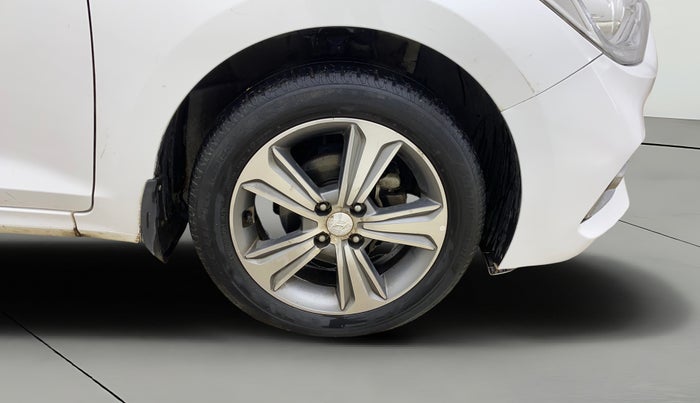 2019 Hyundai Verna 1.6 VTVT SX, Petrol, Manual, 49,112 km, Right Front Wheel