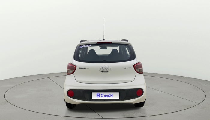 2018 Hyundai Grand i10 SPORTZ 1.2 KAPPA VTVT, Petrol, Manual, 52,398 km, Back/Rear