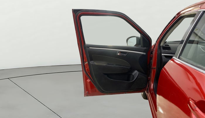 2014 Maruti Swift VXI, Petrol, Manual, 61,813 km, LHS Front Door