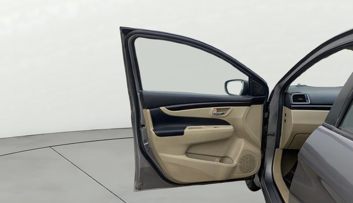 2016 Maruti Ciaz VDI+ SHVS, Diesel, Manual, 68,371 km, LHS Front Door