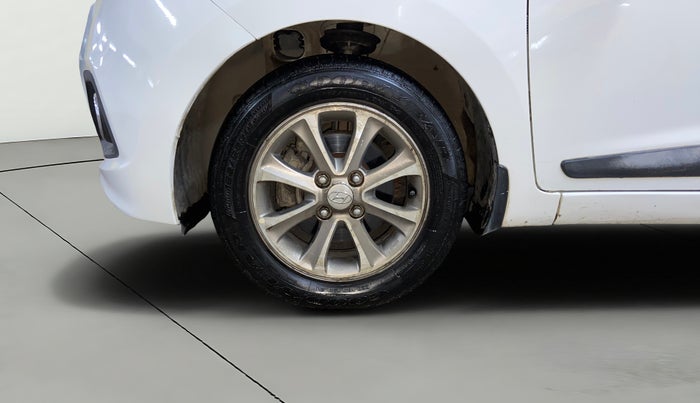 2016 Hyundai Grand i10 ASTA (O) AT 1.2 KAPPA VTVT, Petrol, Automatic, 43,523 km, Left Front Wheel