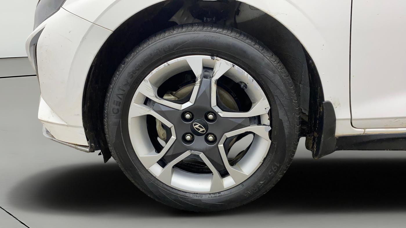 2024 Hyundai NEW I20 SPORTZ 1.2 MT, Petrol, Manual, 41,346 km, Left Front Wheel