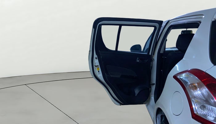 2014 Maruti Swift VXI, Petrol, Manual, 1,38,009 km, LHS Rear Door