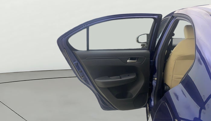 2025 Honda Amaze ZX 1.2 Petrol MT, Petrol, Manual, 3,285 km, LHS Rear Door