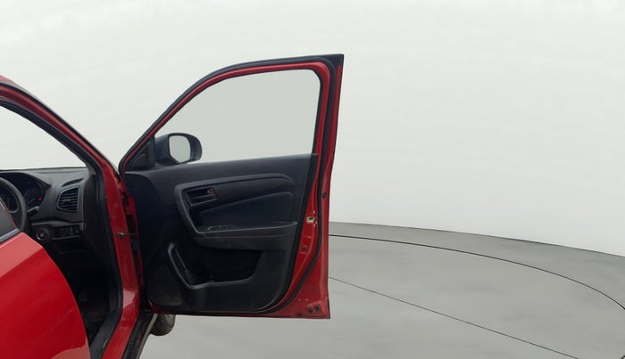 2022 Maruti Vitara Brezza VXI, Petrol, Manual, 67,430 km, RHS Front Door