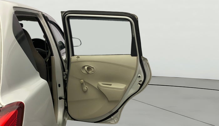 2017 Datsun Go T, Petrol, Manual, 27,157 km, RHS Rear Door