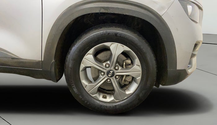 2019 KIA SELTOS HTK PLUS AT 1.5 DIESEL, Diesel, Automatic, 76,981 km, Right Front Wheel