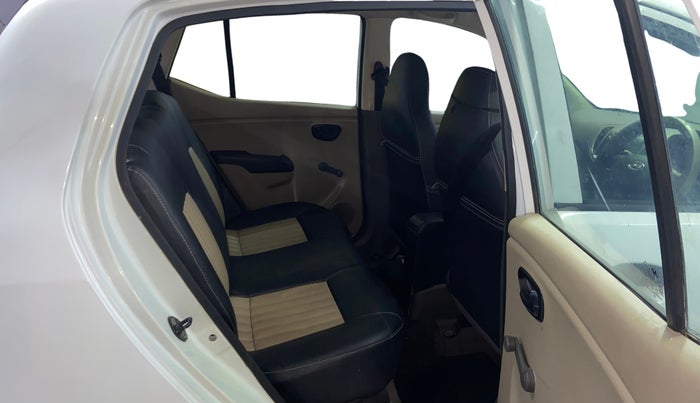 2013 Hyundai i10 ERA 1.1, CNG, Manual, 88,624 km, Right Side Rear Door Cabin