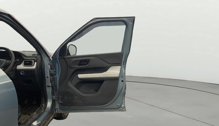 2024 Tata PUNCH ACCOMPLISHED DAZZLE SUNROOF CNG MT, CNG, Manual, 39,700 km, RHS Front Door