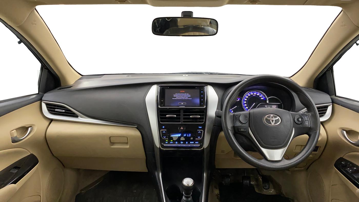 2018 Toyota YARIS G MT, Petrol, Manual, 51,375 km, Dashboard
