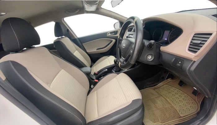 2019 Hyundai Elite i20 MAGNA PLUS 1.2, Petrol, Manual, 13,621 km, Right Side Front Door Cabin