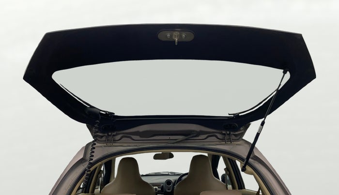 2015 Honda Brio S MT, Petrol, Manual, 71,759 km, Boot Door Open