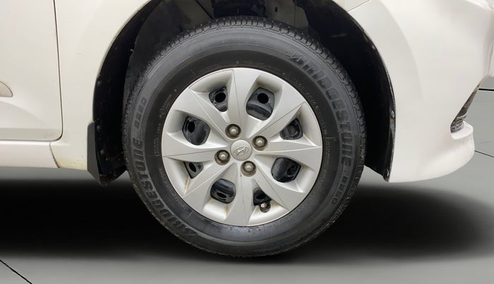 2015 Hyundai Elite i20 MAGNA 1.2, Petrol, Manual, 48,026 km, Right Front Wheel