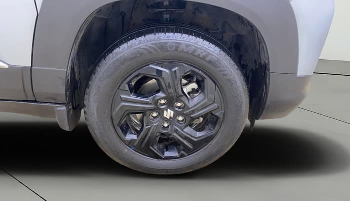 2024 Maruti BREZZA ZXI S-CNG, CNG, Manual, 28,680 km, Right Front Wheel