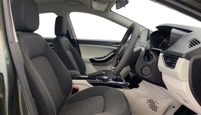 2022 Tata NEXON XZ PLUS PETROL, Petrol, Manual, 20,173 km, Right Side Front Door Cabin