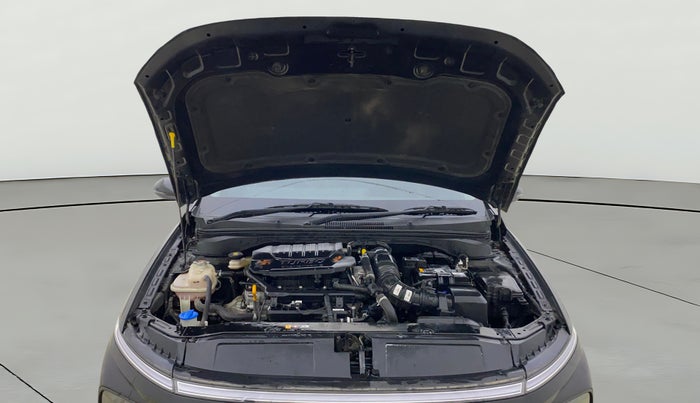 2024 Hyundai Verna SX (O) 1.5 TURBO PETROL MT, Petrol, Manual, 28,001 km, Open Bonet