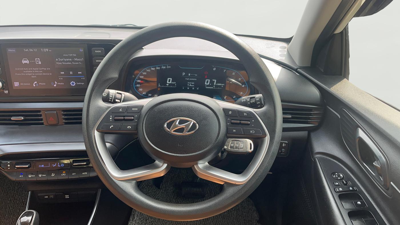 2023 Hyundai NEW I20 Sportz 1.2 IVT, Petrol, Automatic, 44,303 km, Steering Wheel Close Up