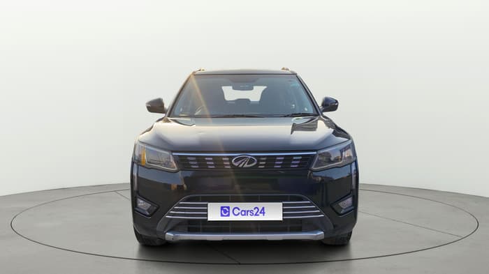 2019 Mahindra XUV300 W8 1.5 DIESEL, Diesel, Manual, 1,23,107 km, Front