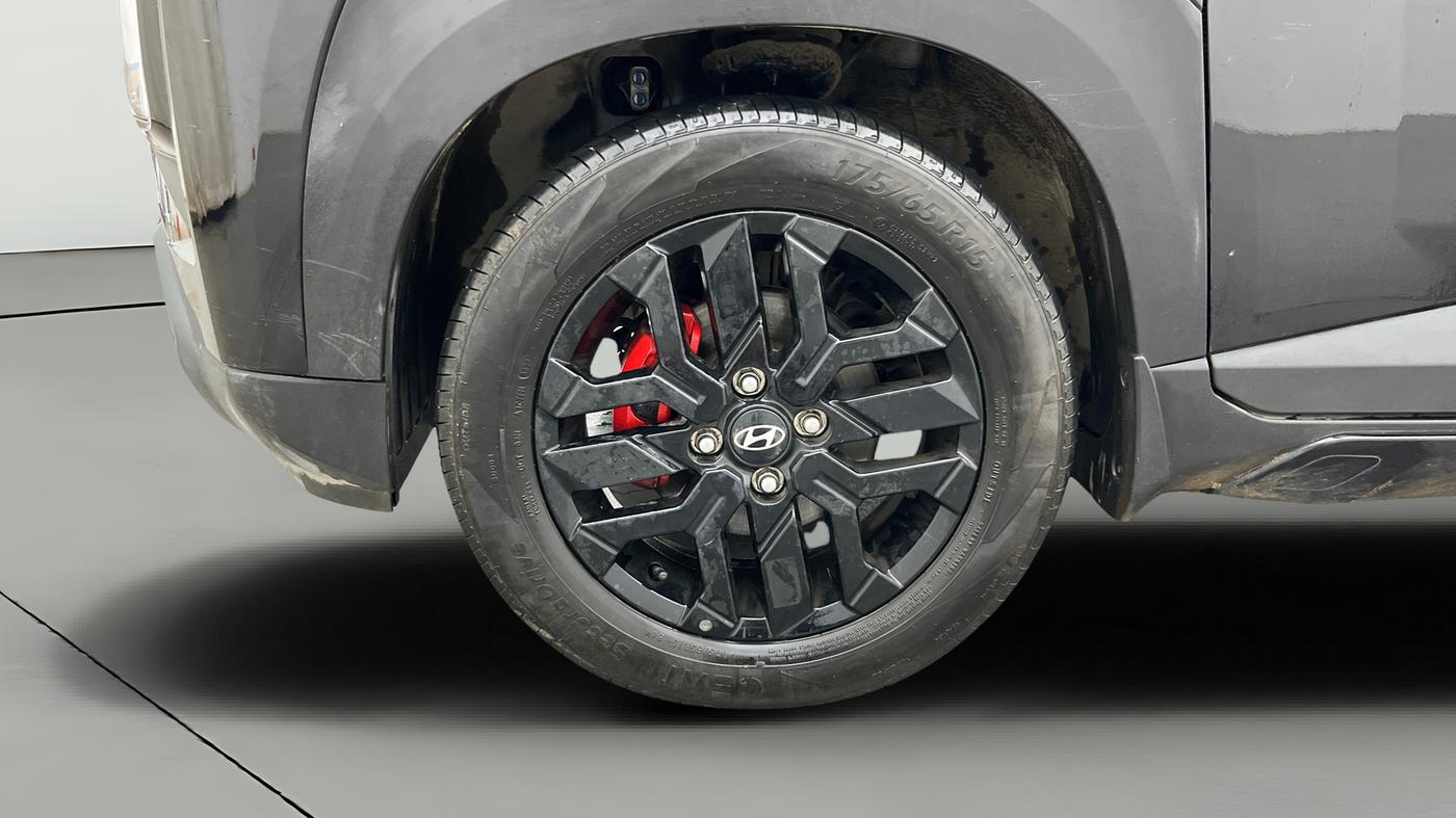 2024 Hyundai EXTER SX (O) Connect 1.2 MT Knight Edition Dual Tone, Petrol, Manual, 12,714 km, Left Front Wheel