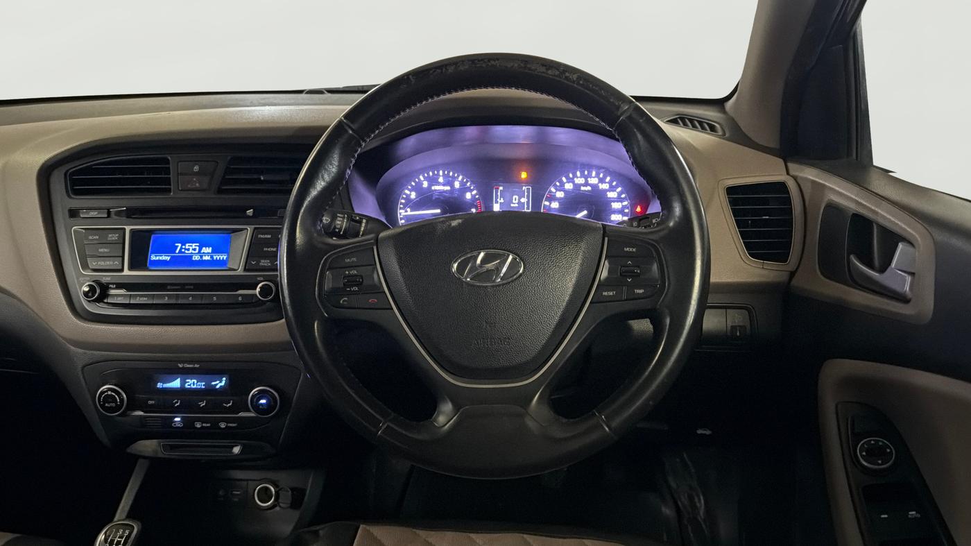 2015 Hyundai Elite i20 SPORTZ 1.2, Petrol, Manual, 42,836 km, Steering Wheel Close Up
