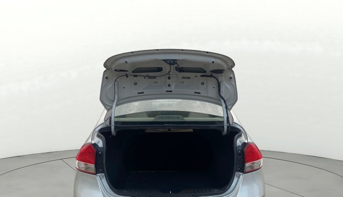 2016 Maruti Ciaz VXI+, Petrol, Manual, 41,827 km, Boot Door Open