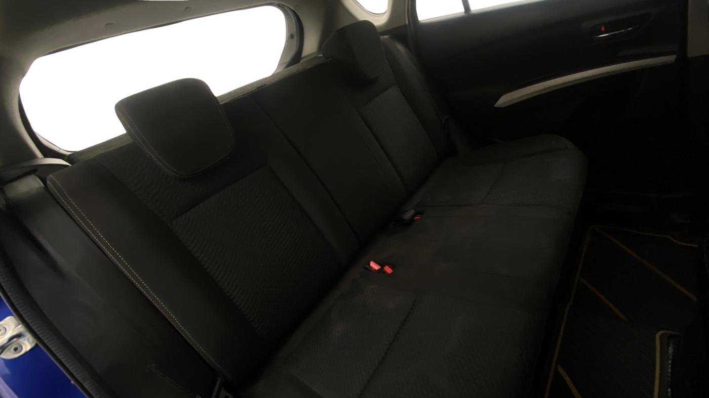 2015 Maruti S Cross DELTA 1.3, Diesel, Manual, 80,877 km, Right Side Rear Door Cabin