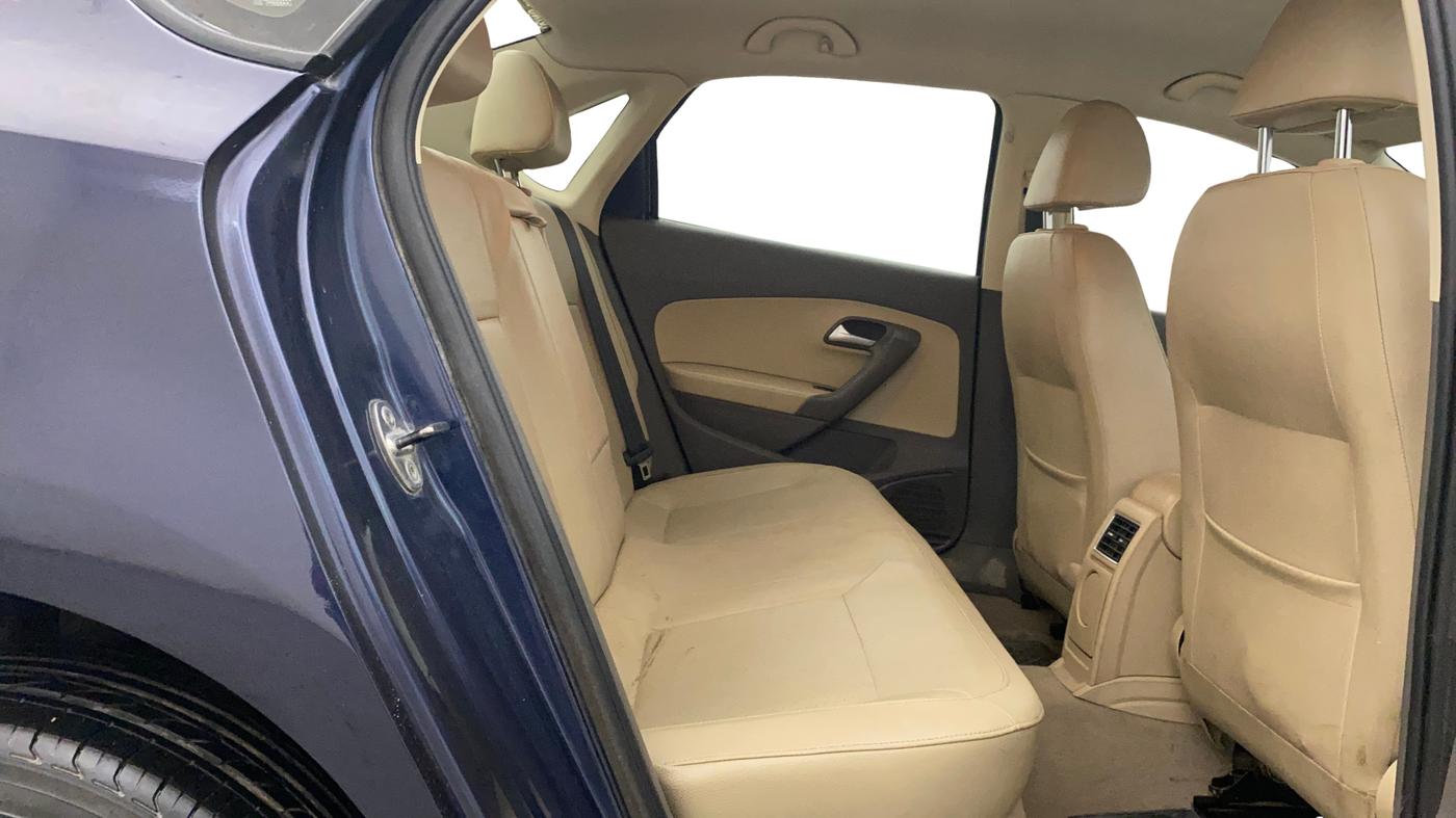 2015 Volkswagen Vento HIGHLINE PETROL AT, Petrol, Automatic, 64,067 km, Right Side Rear Door Cabin