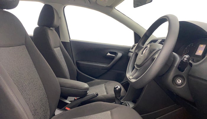 2020 Volkswagen Polo COMFORTLINE PLUS 1.0L MPI, Petrol, Manual, 86,105 km, Right Side Front Door Cabin